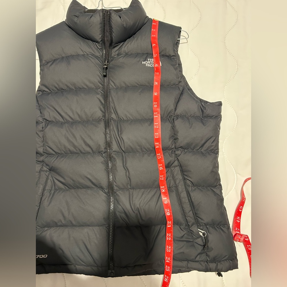 The North Face Black Puffy Vest - Picture 5 of 5